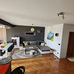 Apartman Dora