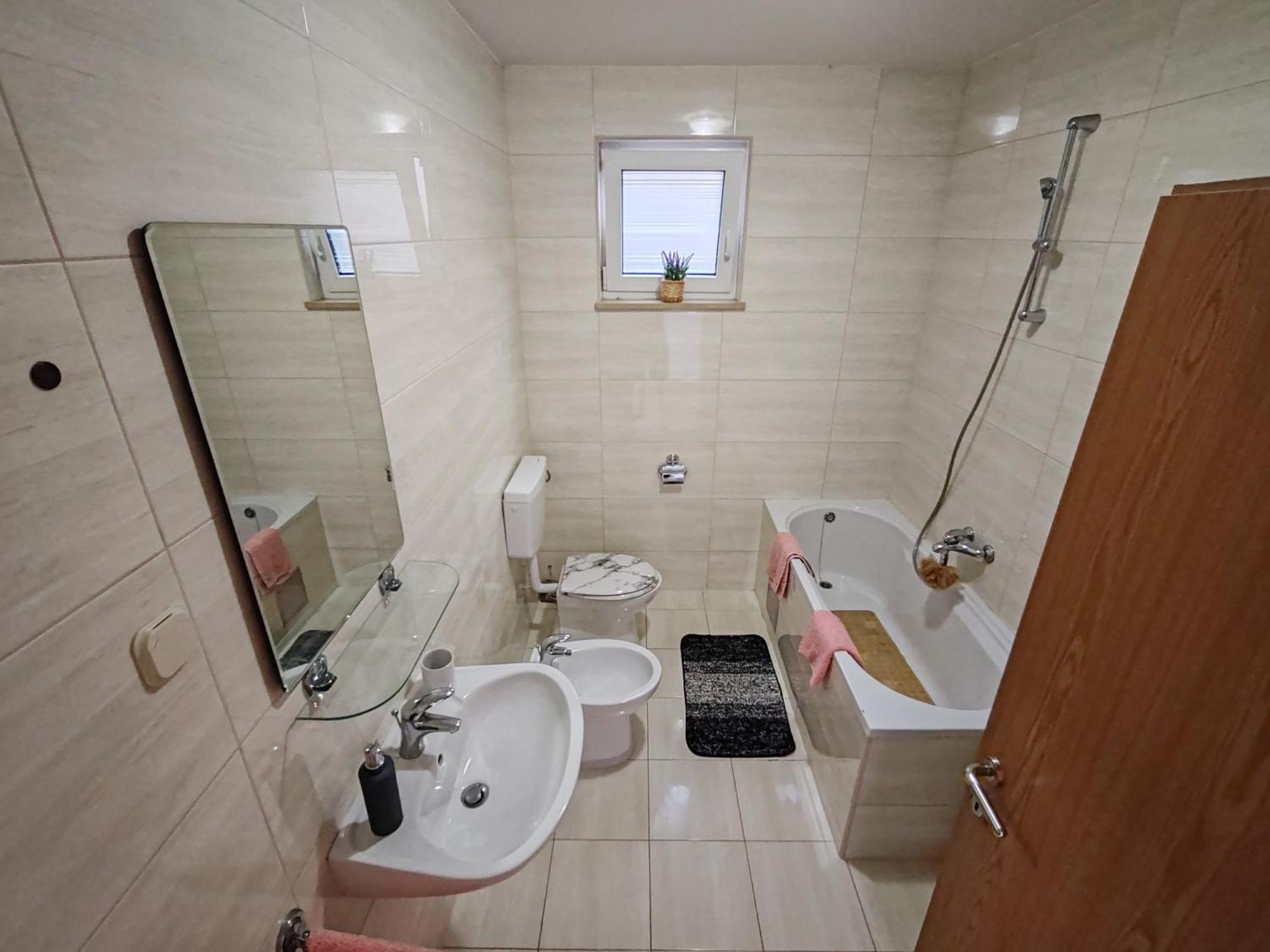 Apartment Apartman Dora