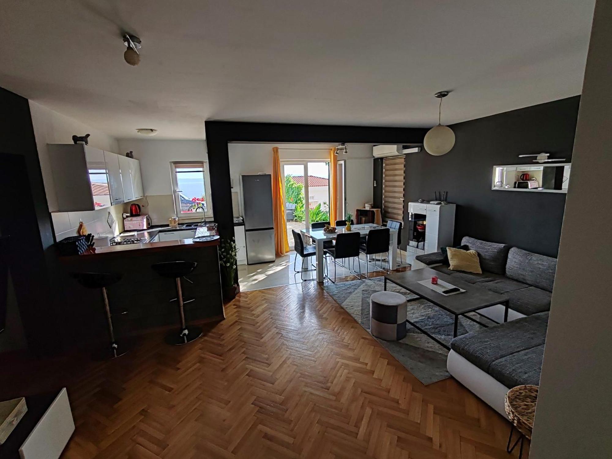 Apartman Dora Apartment *